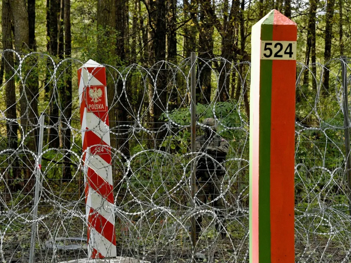 Польша ужесточила миграционную политику: 60-дневный запрет на убежище у границы с Беларусью